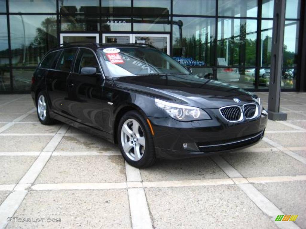 Black Sapphire Metallic BMW 5 Series