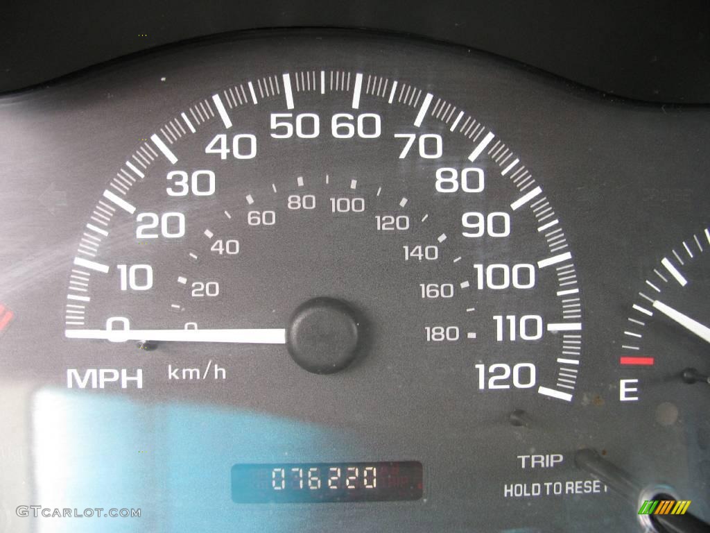 2003 Malibu Sedan - Redfire Metallic / Gray photo #15