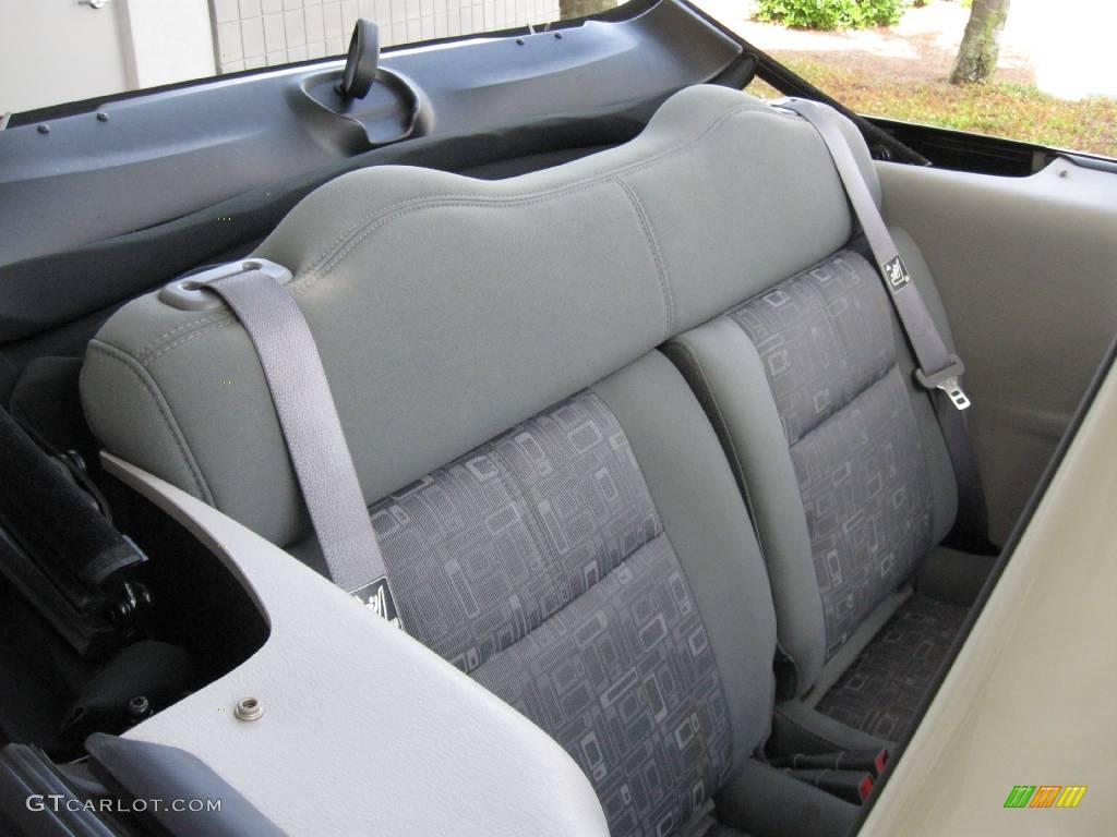 2006 PT Cruiser Convertible - Cool Vanilla White / Pastel Slate Gray photo #14