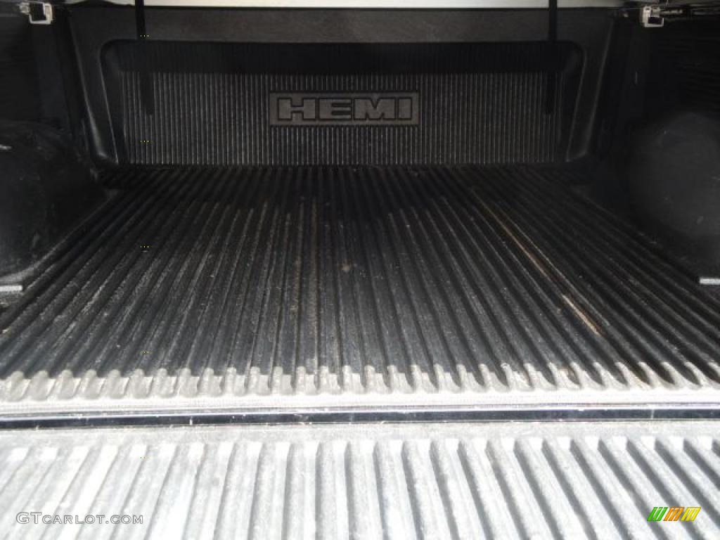2006 Ram 1500 Laramie Quad Cab - Black / Medium Slate Gray photo #13