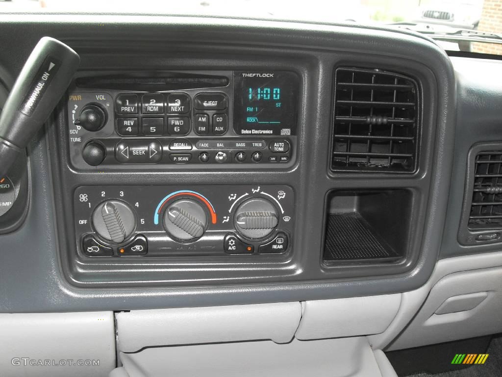 2001 Suburban 1500 LS - Light Pewter Metallic / Light Gray/Neutral photo #11