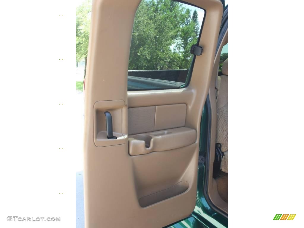 1999 Silverado 2500 LS Extended Cab 4x4 - Meadow Green Metallic / Medium Oak photo #49