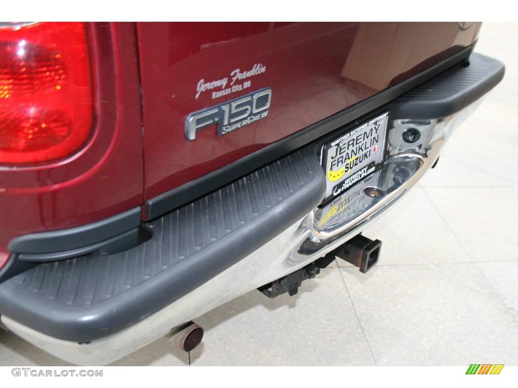 2003 F150 Lariat SuperCrew 4x4 - Toreador Red Metallic / Medium Parchment Beige photo #10