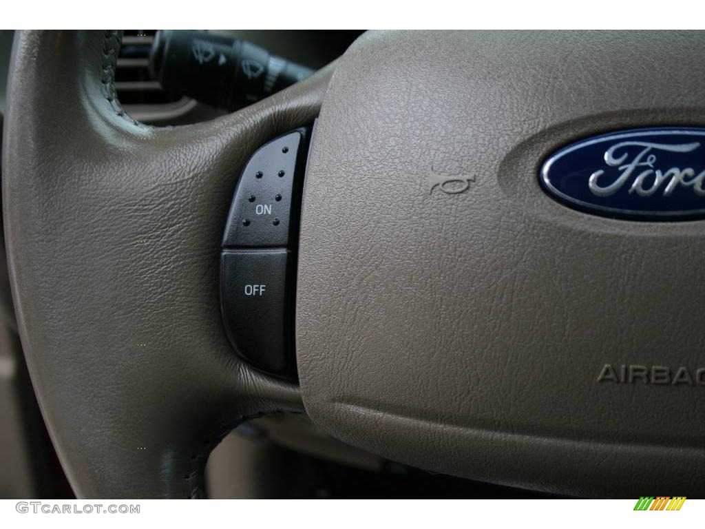 2003 F150 Lariat SuperCrew 4x4 - Toreador Red Metallic / Medium Parchment Beige photo #23