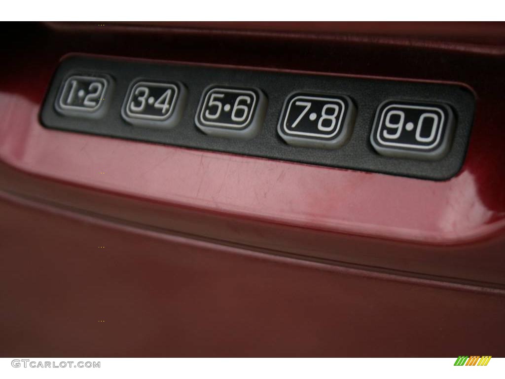 2003 F150 Lariat SuperCrew 4x4 - Toreador Red Metallic / Medium Parchment Beige photo #42
