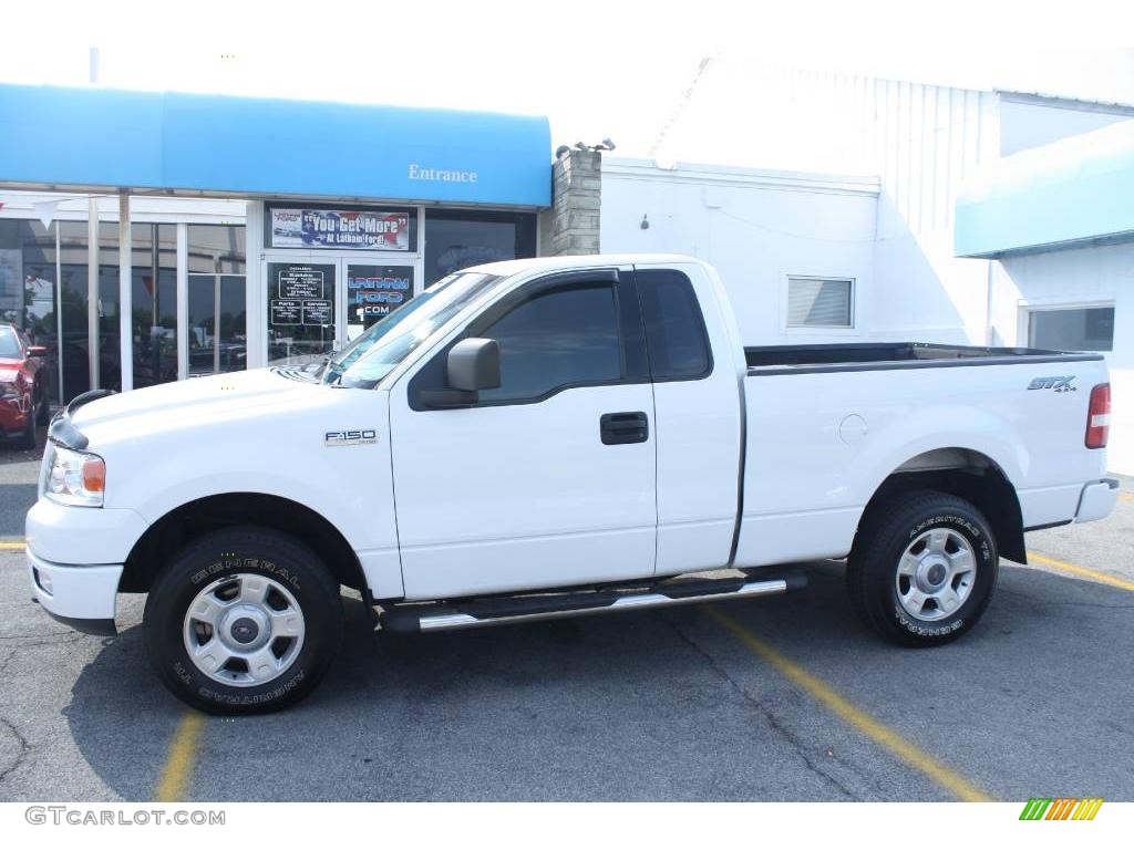 2004 F150 STX Regular Cab 4x4 - Oxford White / Dark Flint photo #3