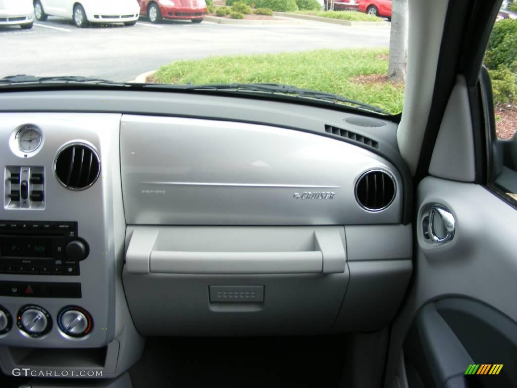 2007 PT Cruiser Touring Walter P Chrysler Signature Series - Black / Pastel Slate Gray photo #20