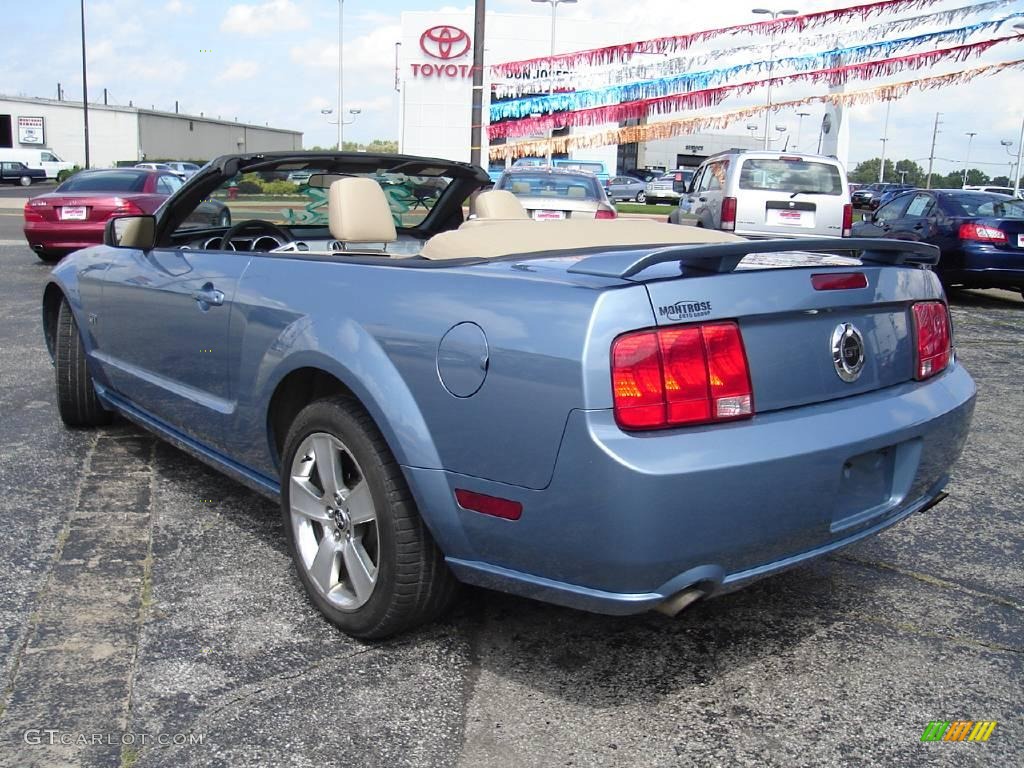 2006 Mustang GT Premium Convertible - Windveil Blue Metallic / Light Parchment photo #3