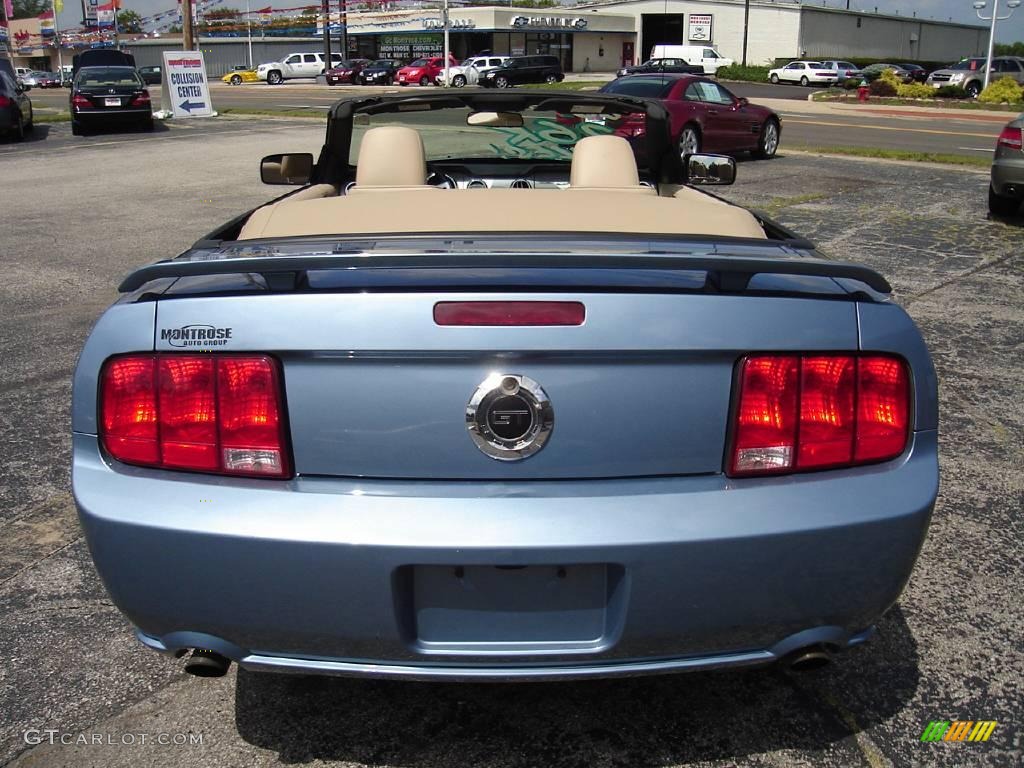 2006 Mustang GT Premium Convertible - Windveil Blue Metallic / Light Parchment photo #4