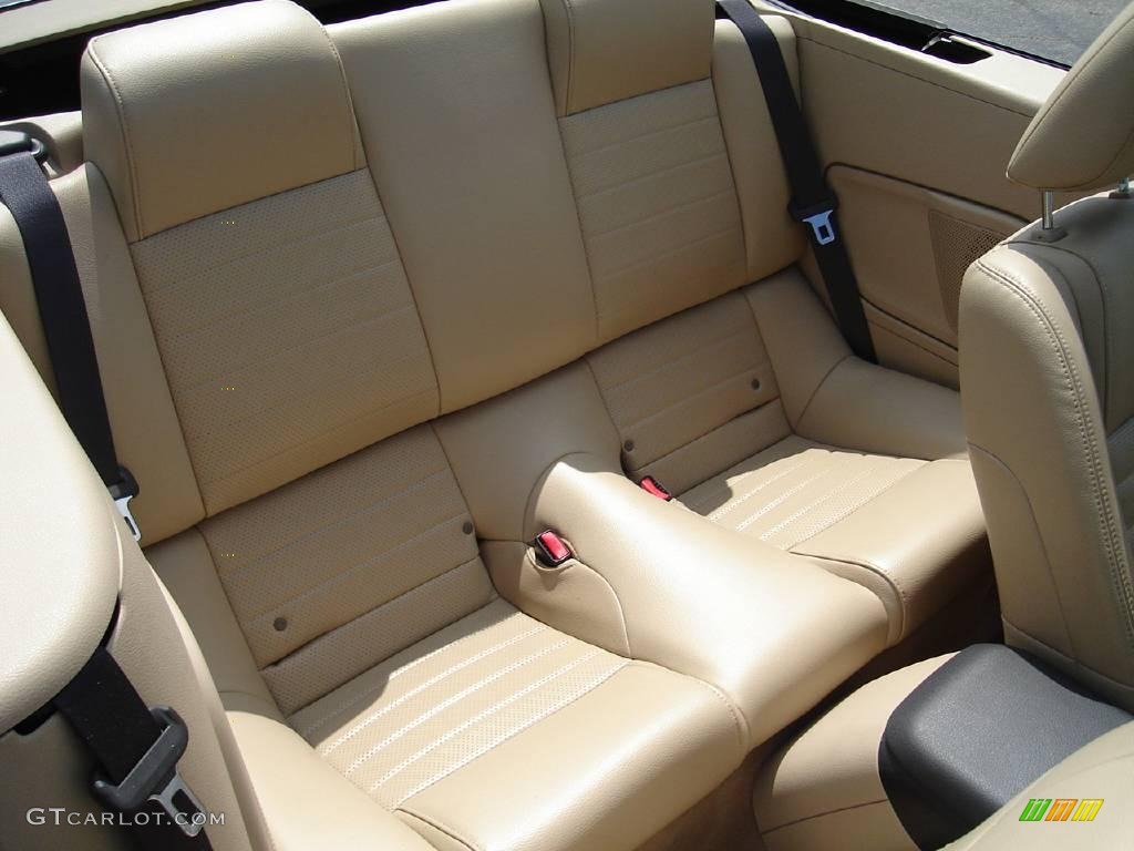 2006 Mustang GT Premium Convertible - Windveil Blue Metallic / Light Parchment photo #14
