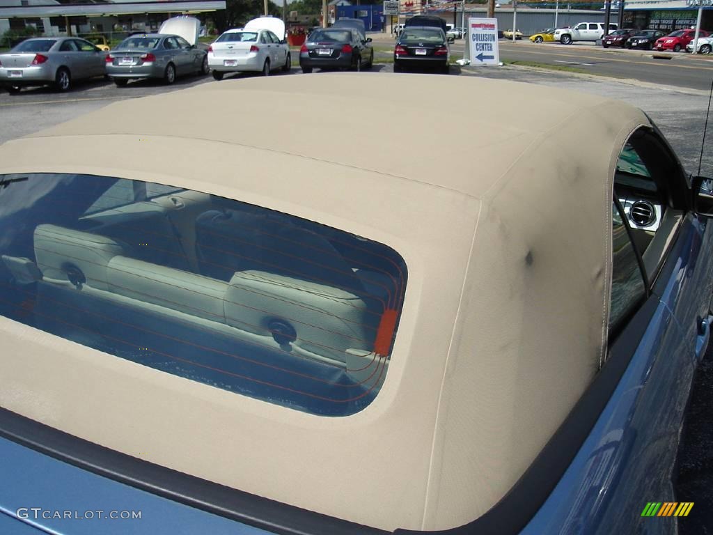 2006 Mustang GT Premium Convertible - Windveil Blue Metallic / Light Parchment photo #29