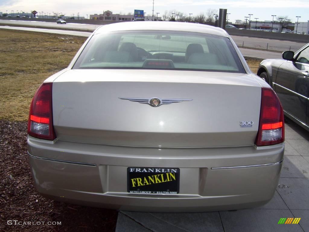 2006 300 Touring - Linen Gold Metallic / Dark Slate Gray/Light Slate Gray photo #3
