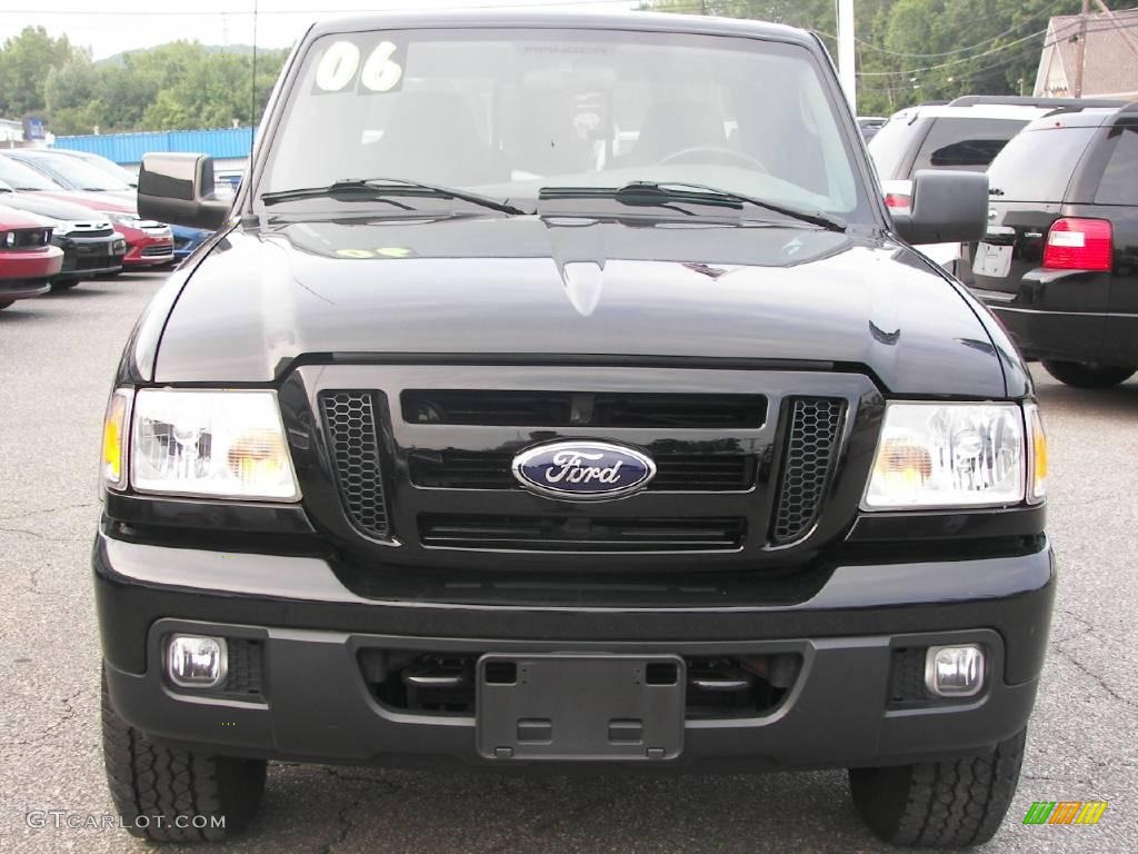 2006 Ranger Sport SuperCab 4x4 - Black / Ebony Black/Grey photo #23