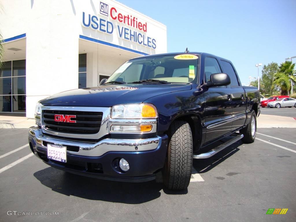 2006 Sierra 1500 SLT Crew Cab - Deep Blue Metallic / Neutral photo #1