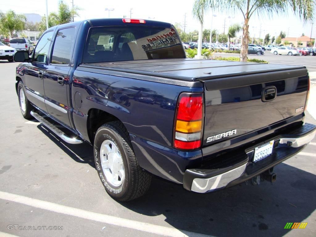 2006 Sierra 1500 SLT Crew Cab - Deep Blue Metallic / Neutral photo #2