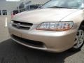 Naples Gold Metallic - Accord SE Sedan Photo No. 9