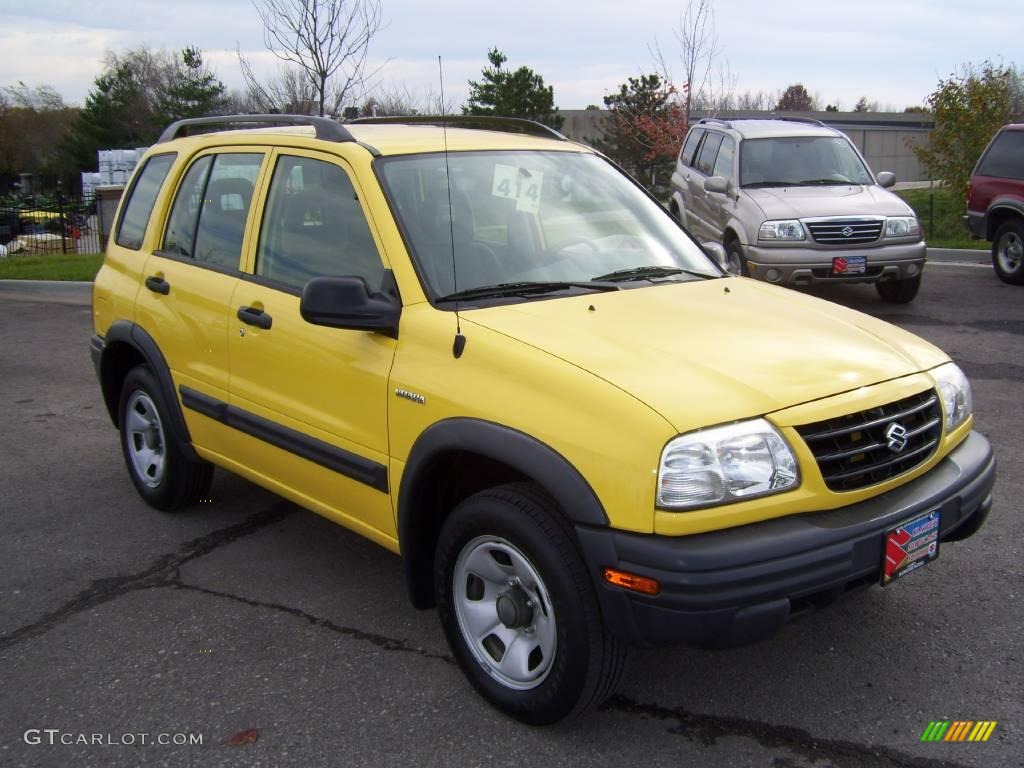2004 Grand Vitara LX 4WD - Bright Yellow / Gray photo #1