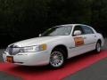 1999 Performance White Lincoln Town Car Signature  photo #1