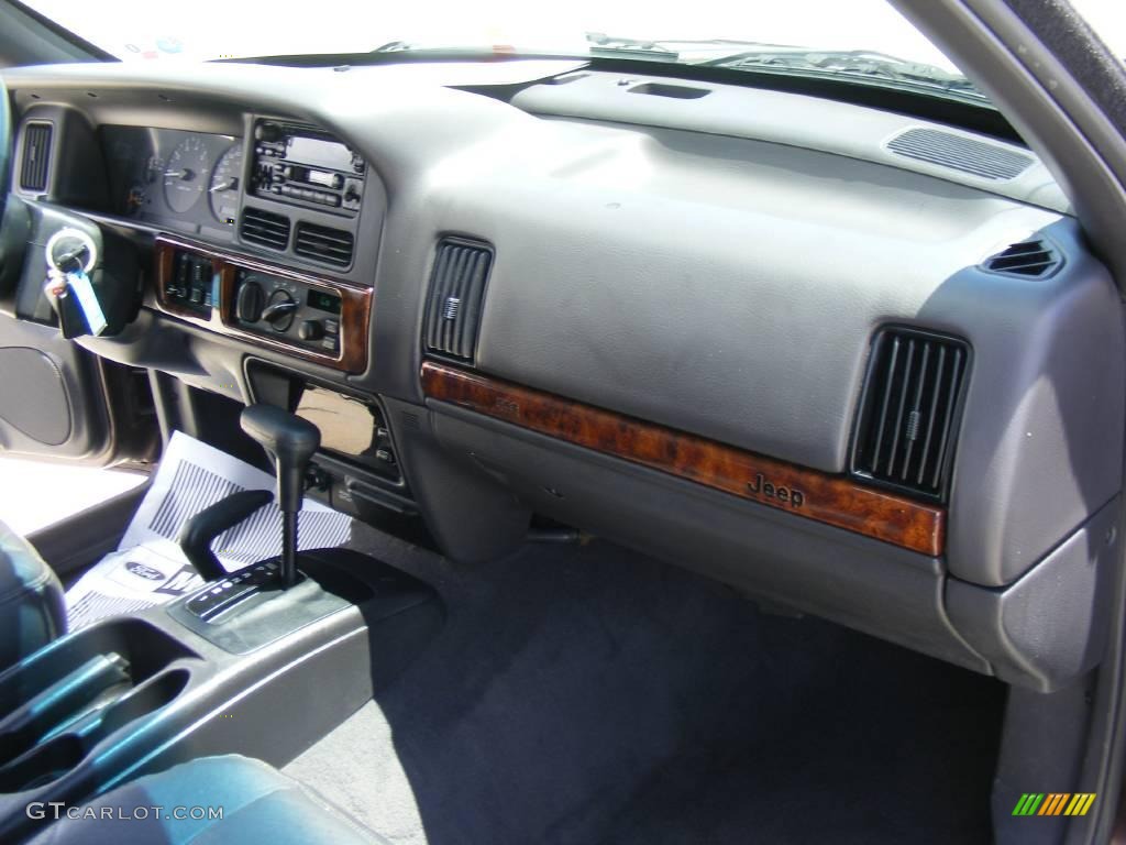 1997 Grand Cherokee Limited 4x4 - Dark Rosewood Pearl / Agate Black photo #20