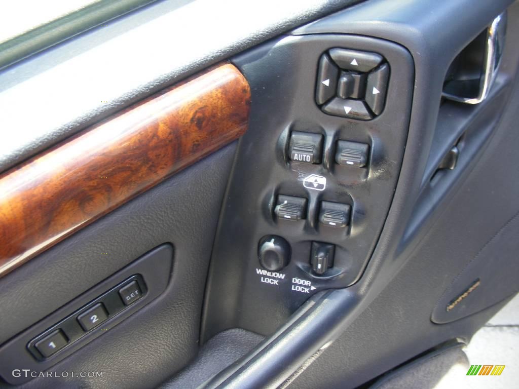 1997 Grand Cherokee Limited 4x4 - Dark Rosewood Pearl / Agate Black photo #29