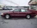 2000 Toreador Red Metallic Lincoln Continental   photo #2