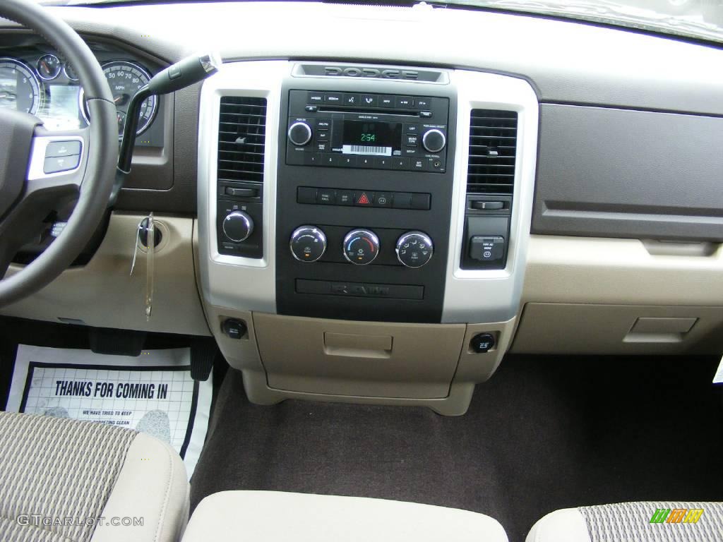 2009 Ram 1500 Big Horn Edition Crew Cab 4x4 - Inferno Red Crystal Pearl / Light Pebble Beige/Bark Brown photo #9
