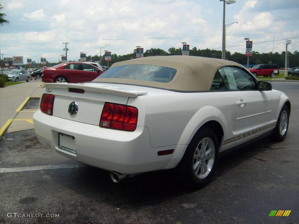 2007 Mustang V6 Premium Convertible - Performance White / Medium Parchment photo #3