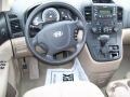 2007 Cosmic White Hyundai Entourage GLS  photo #11