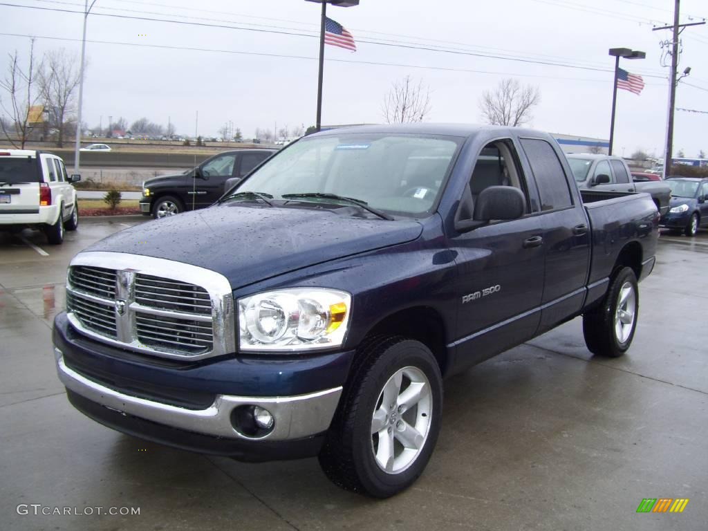 2007 Ram 1500 ST Quad Cab 4x4 - Patriot Blue Pearl / Medium Slate Gray photo #7