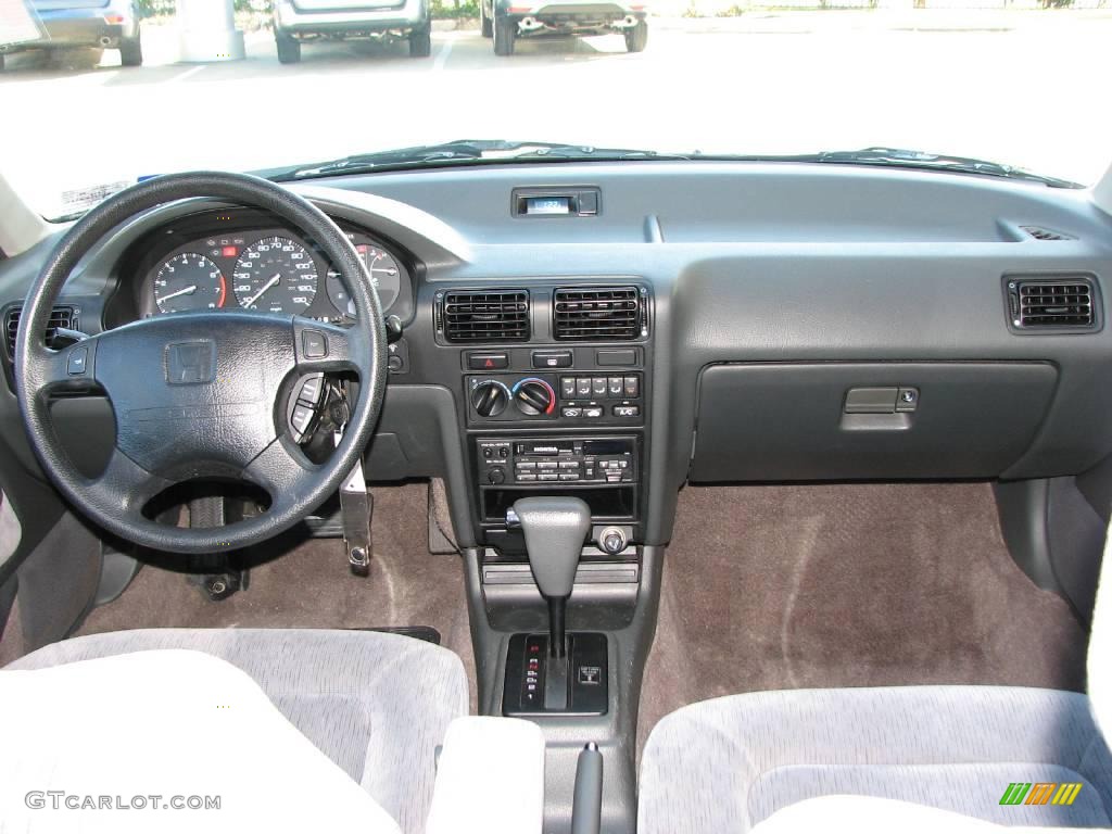 1992 Accord LX Sedan - Concord Blue Pearl / Gray photo #13