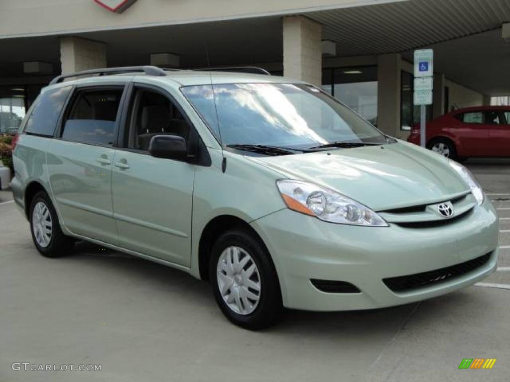 2008 Sienna LE - Silver Pine Mica / Stone photo #1