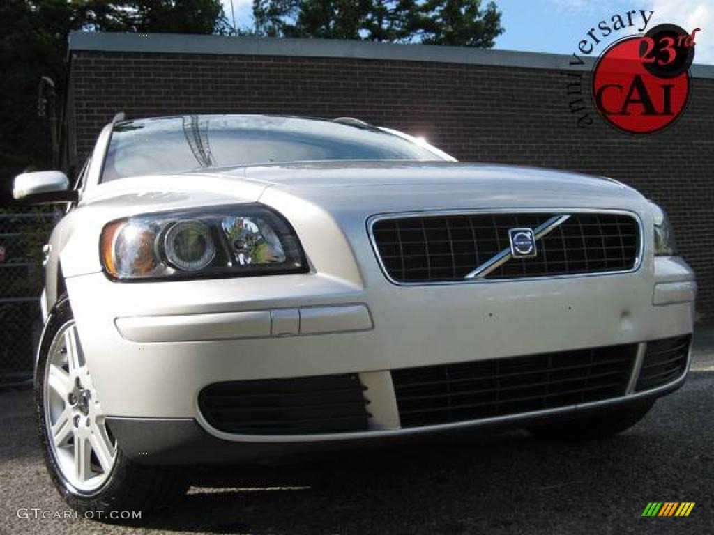 Silver Metallic Volvo V50