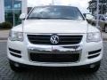 Campanella White - Touareg 2 TDI Photo No. 8