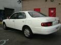 1996 Super White Toyota Camry LE Sedan  photo #5