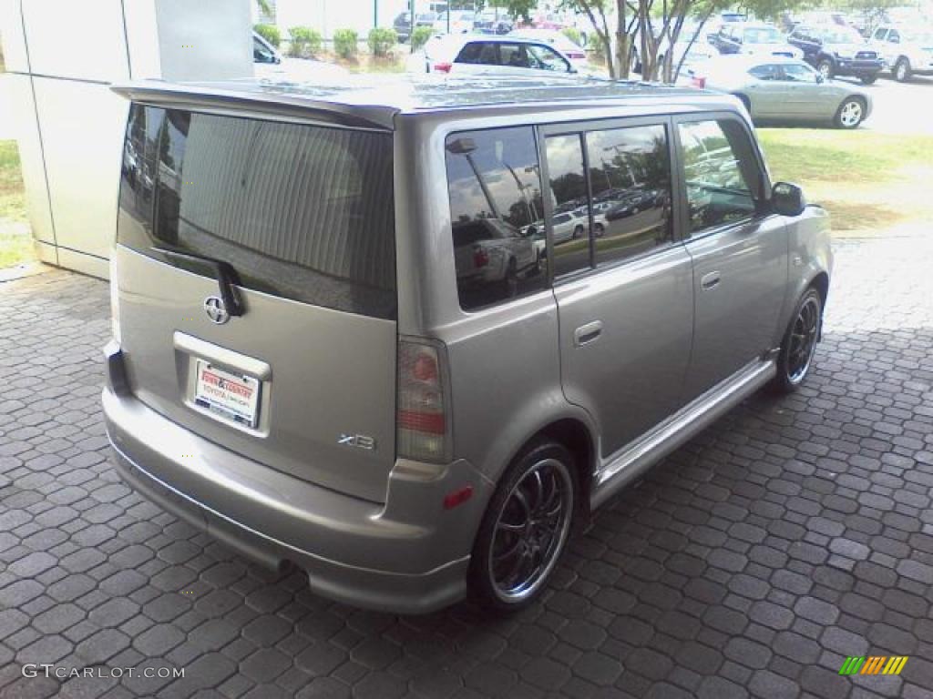 2005 xB  - Thunder Cloud Metallic / Dark Charcoal photo #18