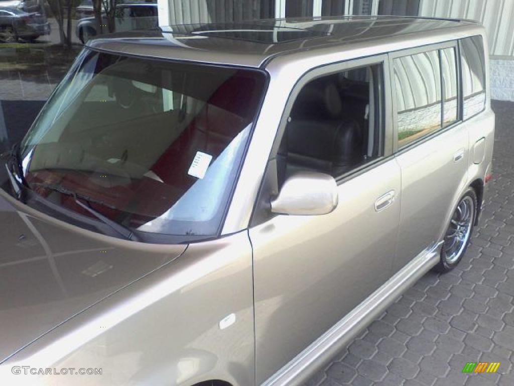2005 xB  - Thunder Cloud Metallic / Dark Charcoal photo #20