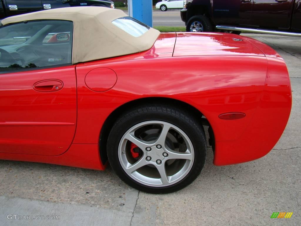2000 Corvette Convertible - Torch Red / Light Oak photo #21