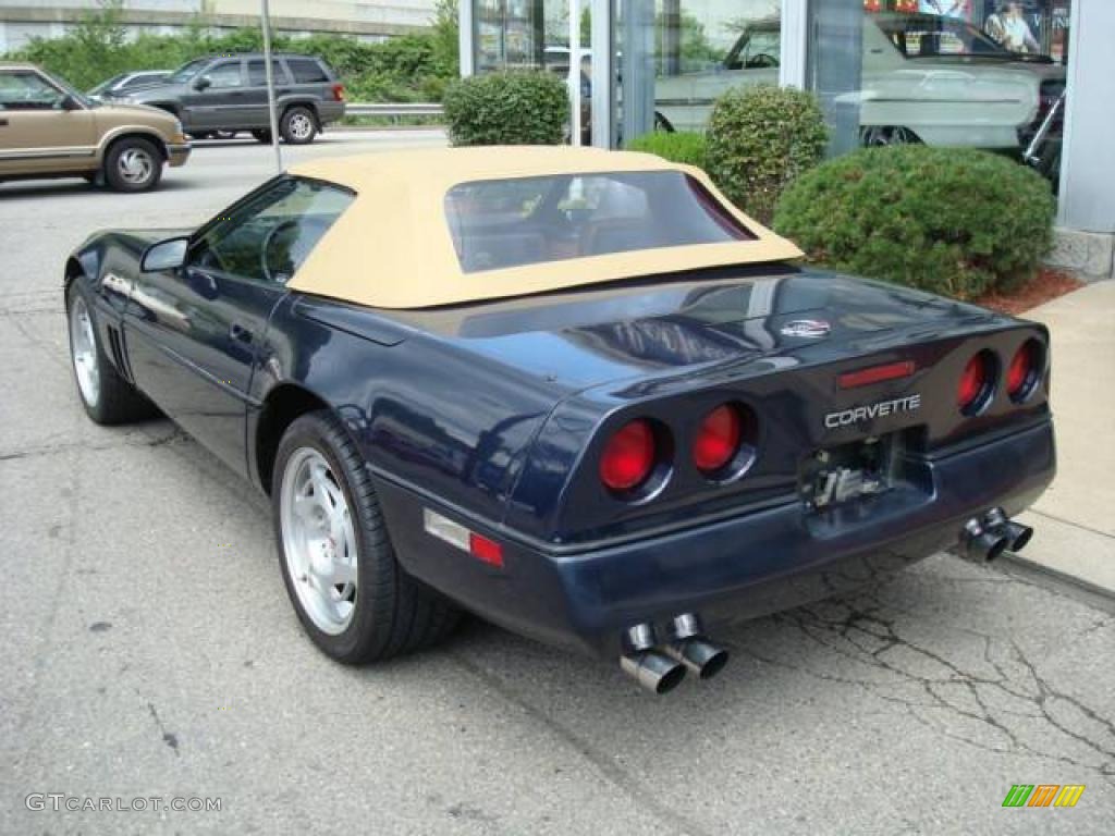 1989 Corvette Convertible - Dark Blue Metallic / Saddle photo #2
