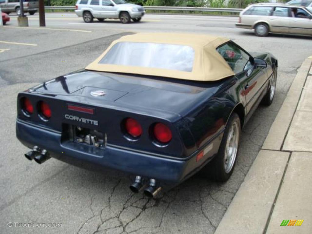 1989 Corvette Convertible - Dark Blue Metallic / Saddle photo #4