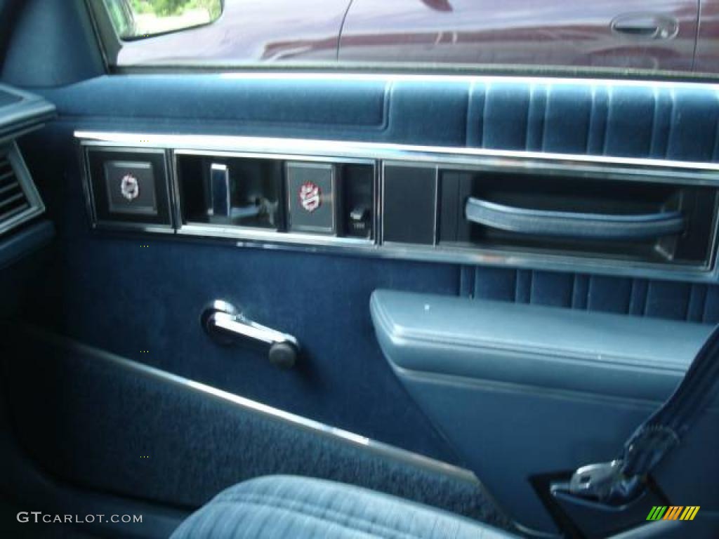 1988 Delta 88 Royale - Silver Metallic / Blue photo #12