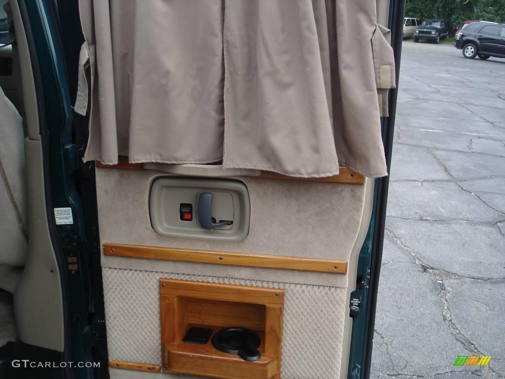 1999 Express 1500 Passenger Conversion Van - Medium Fernmist Green Metallic / Neutral photo #16