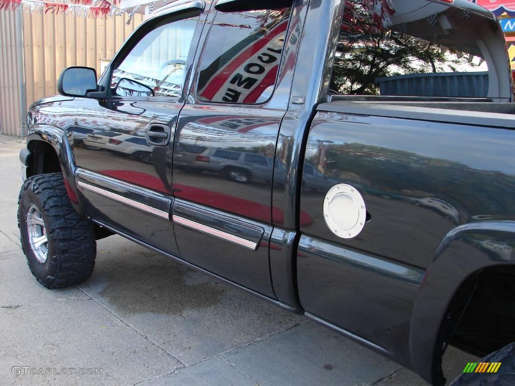 2003 Silverado 1500 LT Extended Cab 4x4 - Dark Gray Metallic / Medium Gray photo #19