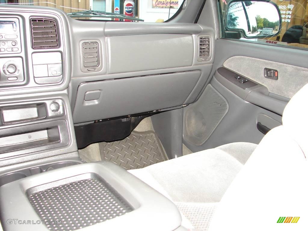 2003 Silverado 1500 LT Extended Cab 4x4 - Dark Gray Metallic / Medium Gray photo #35