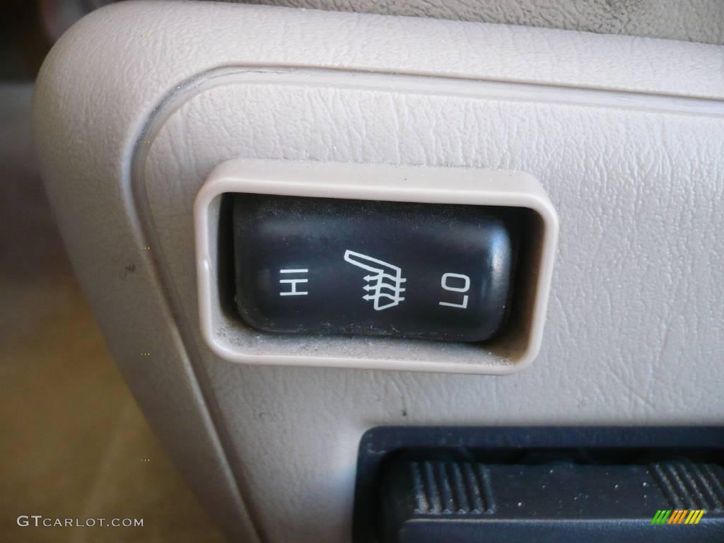 2004 Impala LS - Sandstone Metallic / Neutral Beige photo #22