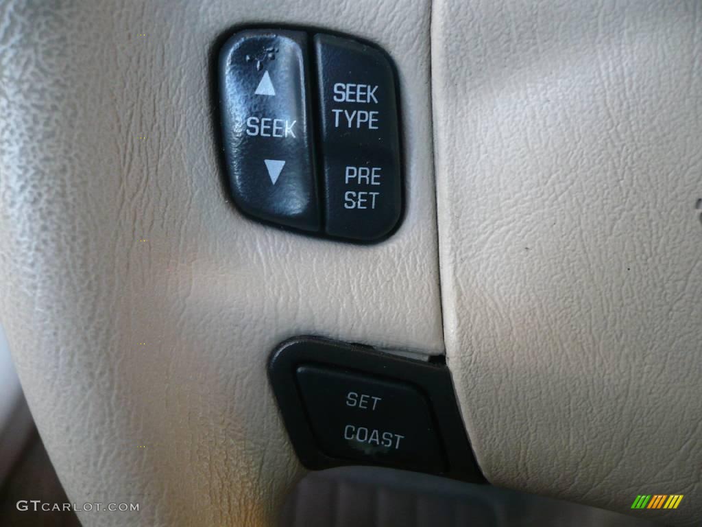 2004 Impala LS - Sandstone Metallic / Neutral Beige photo #25