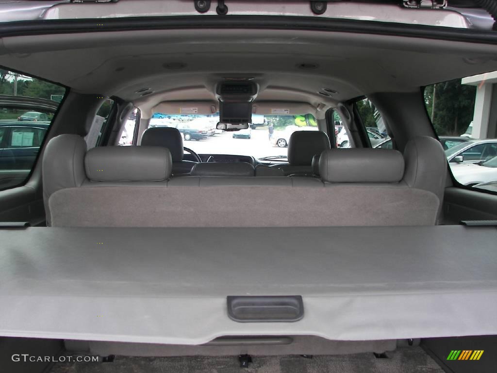 2003 Suburban 1500 Z71 4x4 - Light Pewter Metallic / Tan/Neutral photo #22
