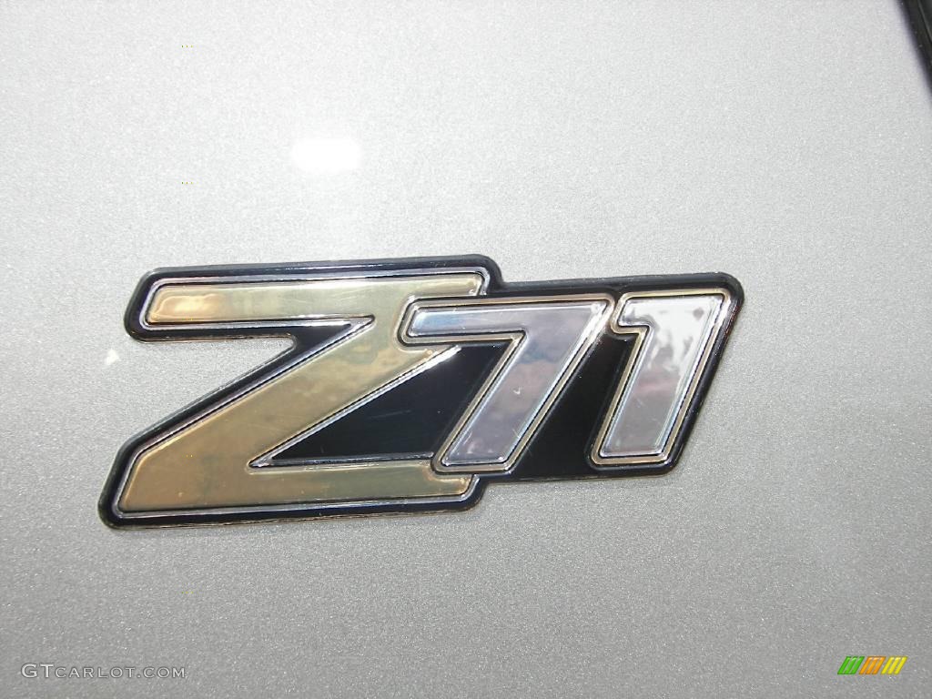 2003 Suburban 1500 Z71 4x4 - Light Pewter Metallic / Tan/Neutral photo #24