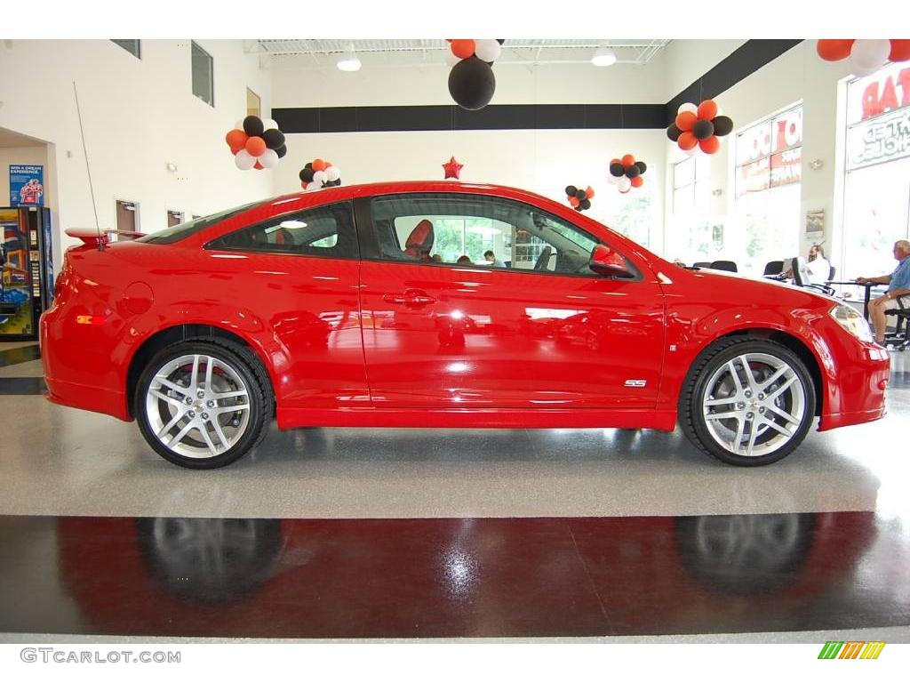 2008 Cobalt SS Coupe - Victory Red / Ebony/Red photo #8