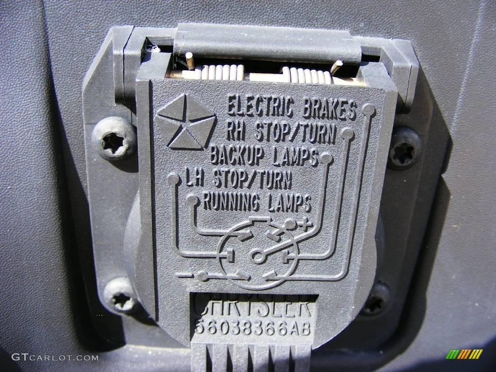 2006 Ram 1500 SLT Quad Cab - Light Khaki Metallic / Khaki Beige photo #12