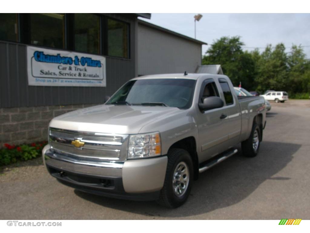 2007 Silverado 1500 Work Truck Extended Cab - Silver Birch Metallic / Light Cashmere photo #1